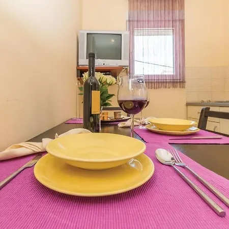 Apartment Marija 3548-3 Pakostane