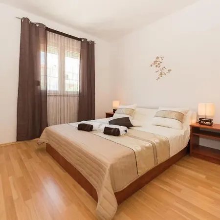Marija 3548-3 Apartment *