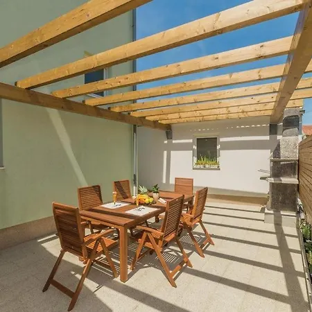 Apartment Marija 3548-3 *